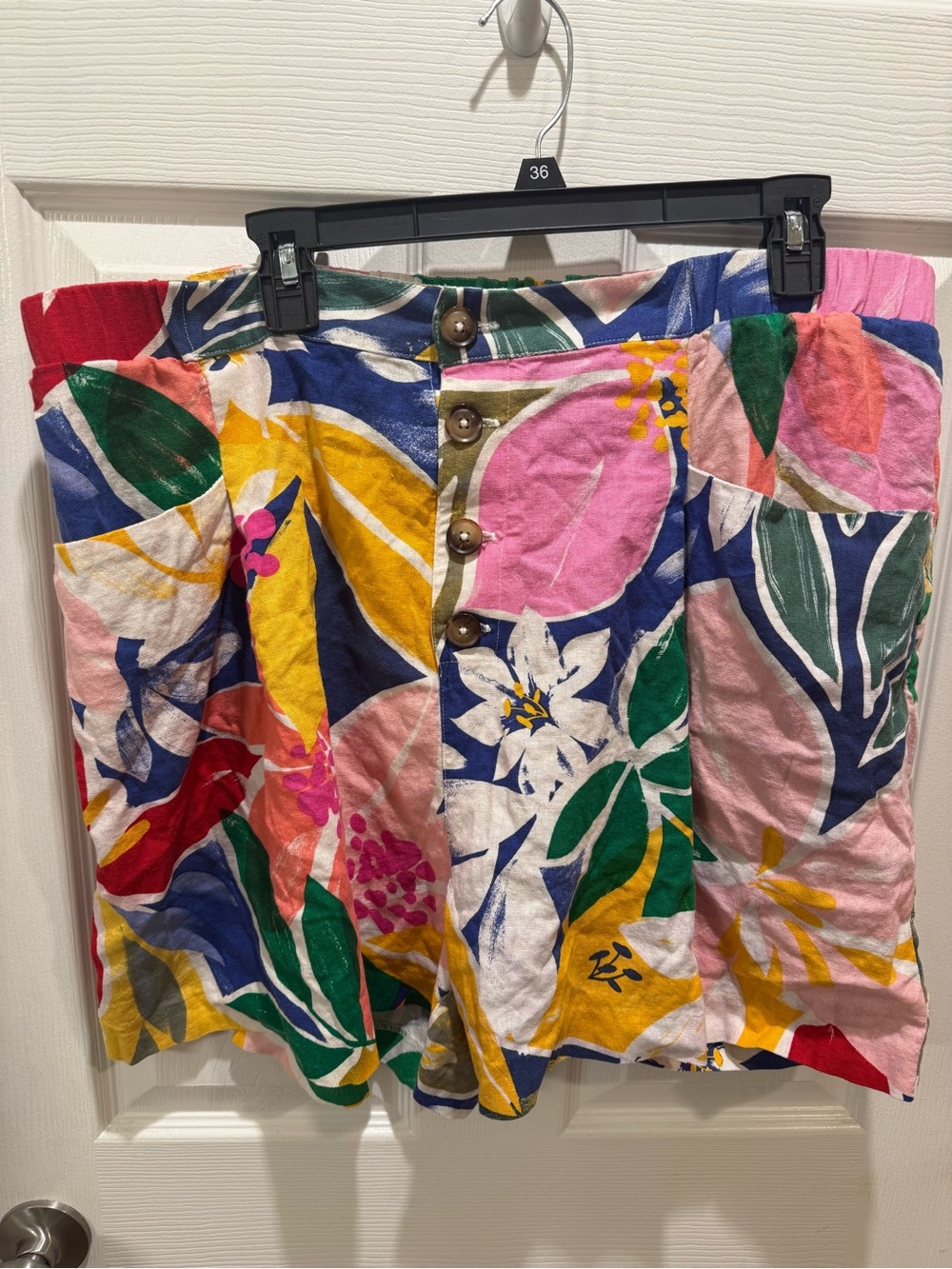 Eloquii Bright Multicolor Tropical Print Button Shorts